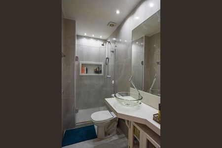 Apartamento à venda com 58m², 2 quartos e 1 vaga Apartamento à venda com 58m², 2 quartos e 1 vagaBanheiro do Quarto 2