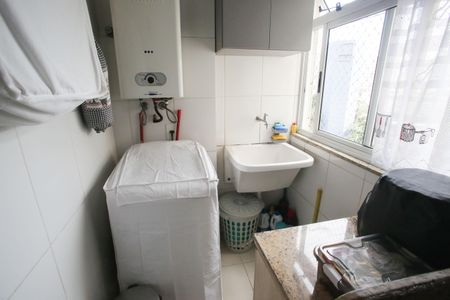 Apartamento à venda com 161m², 3 quartos e 1 vaga Apartamento à venda com 161m², 3 quartos e 1 vagaÁrea de Serviço