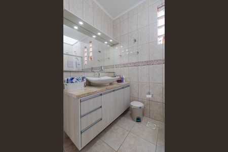 Casa à venda com 350m², 4 quartos e 3 vagas Casa à venda com 350m², 4 quartos e 3 vagasBanheiro do Quarto 1