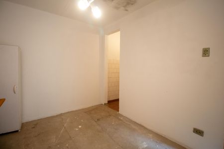 Casa à venda com 140m², 2 quartos e 1 vagaEdícula