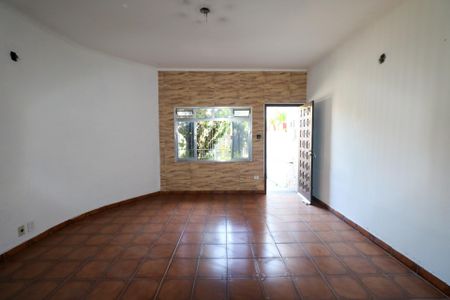 Casa à venda com 139m², 3 quartos e 3 vagasSala