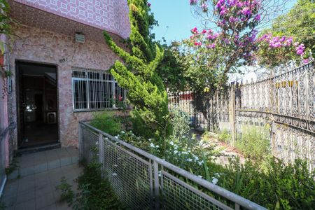 Casa à venda com 139m², 3 quartos e 3 vagasJardim/Entrada