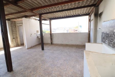 Casa à venda com 117m², 2 quartos e 3 vagasQuintal