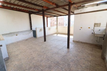 Casa à venda com 117m², 2 quartos e 3 vagasQuintal