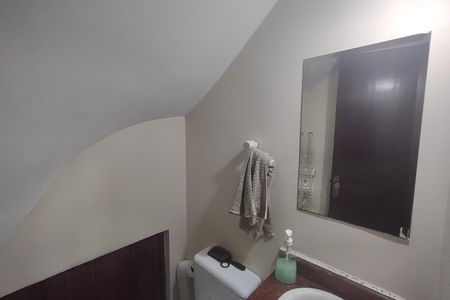 Casa à venda com 176m², 3 quartos e 2 vagas Casa à venda com 176m², 3 quartos e 2 vagasLavabo