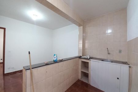 Casa à venda com 252m², 3 quartos e 2 vagas Casa à venda com 252m², 3 quartos e 2 vagasCozinha edícula