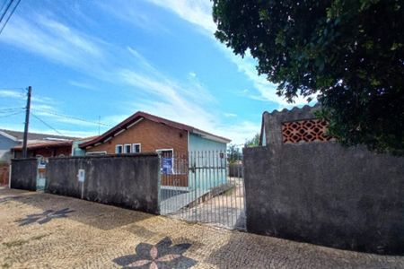 Casa à venda com 383m², 3 quartos e 2 vagas Casa à venda com 383m², 3 quartos e 2 vagasFachada do Prédio