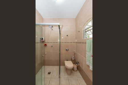 Casa à venda com 150m², 3 quartos e 5 vagas Casa à venda com 150m², 3 quartos e 5 vagasBanheiro Social