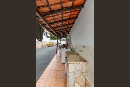 Casa à venda com 150m², 3 quartos e 5 vagas Casa à venda com 150m², 3 quartos e 5 vagasÁrea de Serviço