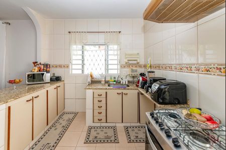 Casa à venda com 150m², 3 quartos e 5 vagas Casa à venda com 150m², 3 quartos e 5 vagasCozinha