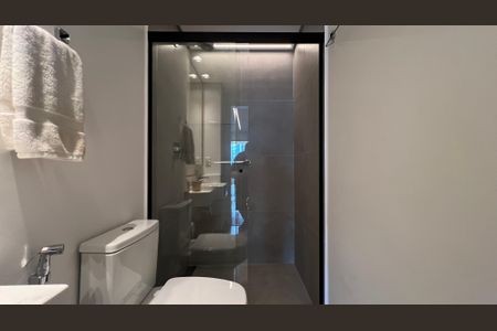 Apartamento à venda com 270m², 3 quartos e 3 vagas Apartamento à venda com 270m², 3 quartos e 3 vagasBanheiro