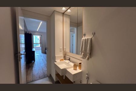 Apartamento à venda com 270m², 3 quartos e 3 vagas Apartamento à venda com 270m², 3 quartos e 3 vagasBanheiro