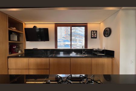 Apartamento à venda com 270m², 3 quartos e 3 vagas Apartamento à venda com 270m², 3 quartos e 3 vagasCozinha