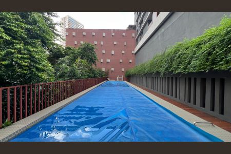 Apartamento à venda com 270m², 3 quartos e 3 vagas Apartamento à venda com 270m², 3 quartos e 3 vagasPiscina
