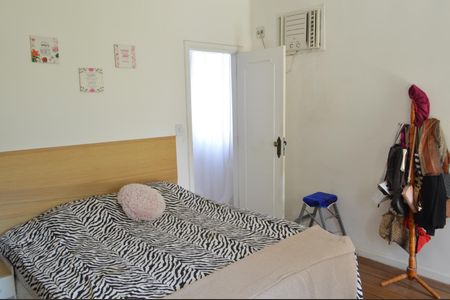 Casa de condomínio à venda com 120m², 5 quartos e 2 vagas Casa de condomínio à venda com 120m², 5 quartos e 2 vagasQuarto - Edicula