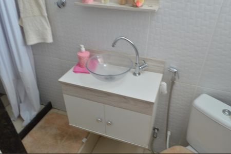 Casa de condomínio à venda com 120m², 5 quartos e 2 vagas Casa de condomínio à venda com 120m², 5 quartos e 2 vagasBanheiro - Edicula