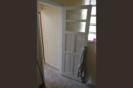 Casa de condomínio à venda com 120m², 5 quartos e 2 vagas Casa de condomínio à venda com 120m², 5 quartos e 2 vagasQuarto de Serviço