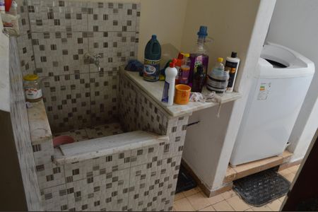 Casa de condomínio à venda com 120m², 5 quartos e 2 vagas Casa de condomínio à venda com 120m², 5 quartos e 2 vagasÁrea de Serviço