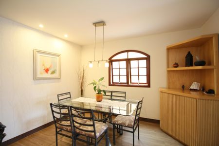 Casa à venda com 260m², 3 quartos e 3 vagasSala de Jantar