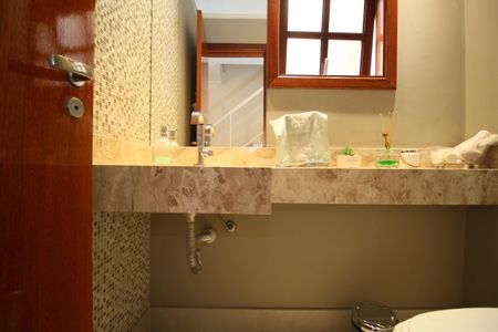 Casa à venda com 260m², 3 quartos e 3 vagasQuarto 3 Banheiro