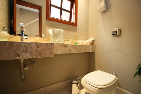 Casa à venda com 260m², 3 quartos e 3 vagasQuarto 3 Banheiro