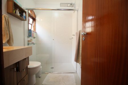 Casa à venda com 260m², 3 quartos e 3 vagasBanheiro 2