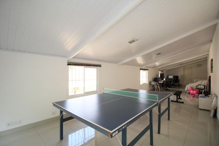 Casa à venda com 260m², 3 quartos e 3 vagasÁrea comum