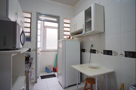 Apartamento à venda com 114m², 4 quartos e sem vagaCozinha