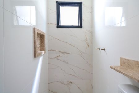 Apartamento à venda com 110m², 2 quartos e 2 vagas Apartamento à venda com 110m², 2 quartos e 2 vagasBanheiro