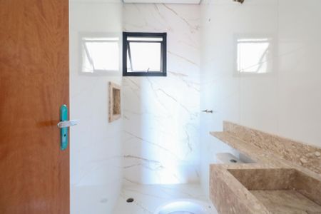 Apartamento à venda com 110m², 2 quartos e 2 vagas Apartamento à venda com 110m², 2 quartos e 2 vagasBanheiro da Suíte