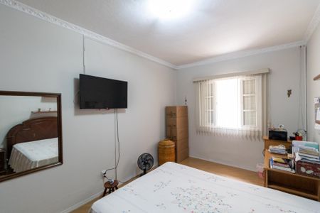 Casa à venda com 157m², 3 quartos e 6 vagas Casa à venda com 157m², 3 quartos e 6 vagasQuarto 2