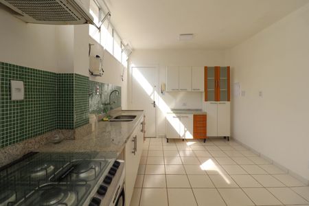 Apartamento para alugar com 173m², 4 quartos e 1 vaga Apartamento para alugar com 173m², 4 quartos e 1 vagaCozinha