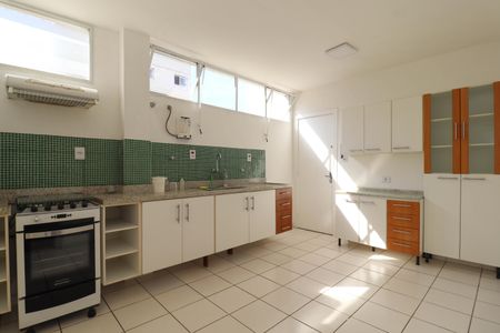Apartamento para alugar com 173m², 4 quartos e 1 vaga Apartamento para alugar com 173m², 4 quartos e 1 vagaCozinha