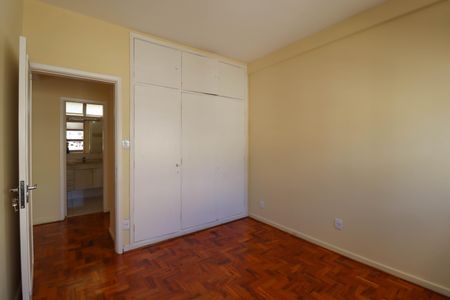 Apartamento para alugar com 173m², 4 quartos e 1 vaga Apartamento para alugar com 173m², 4 quartos e 1 vagaQuarto 2