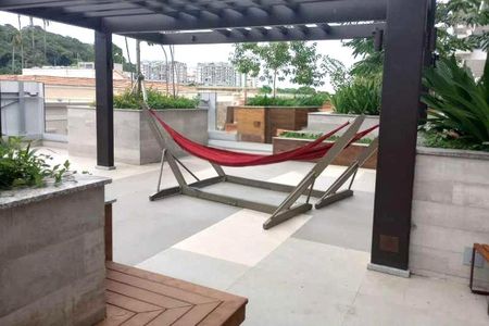 Apartamento à venda com 77m², 2 quartos e 1 vaga