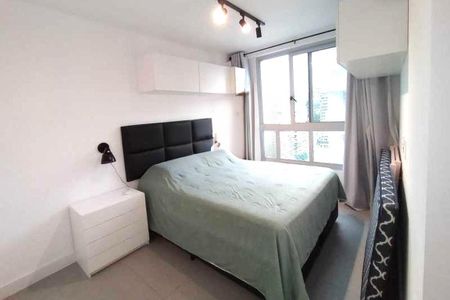 Apartamento à venda com 77m², 2 quartos e 1 vaga