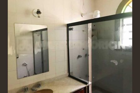 Casa de condomínio à venda com 380m², 5 quartos e 2 vagas