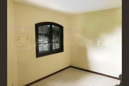 Casa de condomínio à venda com 380m², 5 quartos e 2 vagas