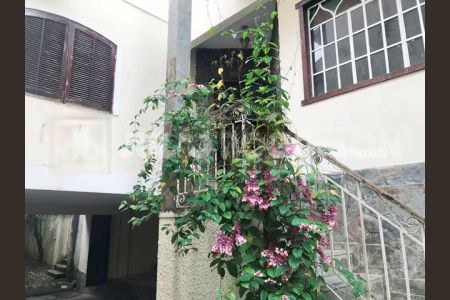 Casa de condomínio à venda com 380m², 5 quartos e 2 vagas