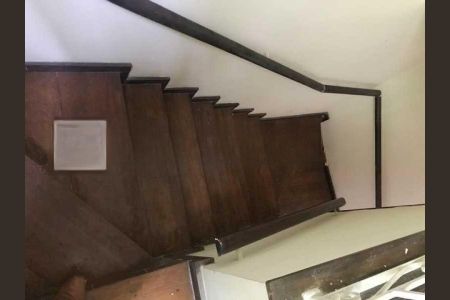 Casa de condomínio à venda com 380m², 5 quartos e 2 vagas