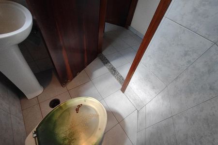 Apartamento à venda com 315m², 4 quartos e 4 vagas Apartamento à venda com 315m², 4 quartos e 4 vagasBanheiro 1