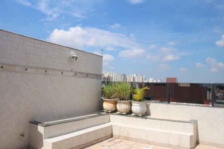 Apartamento à venda com 315m², 4 quartos e 4 vagasQuintal