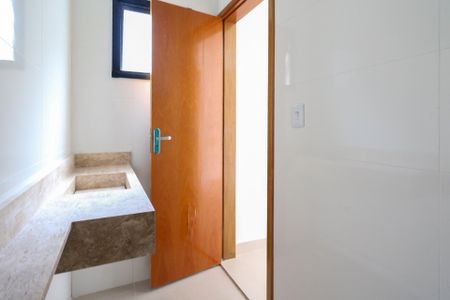 Apartamento à venda com 108m², 2 quartos e 2 vagasBanheiro da Cobertura