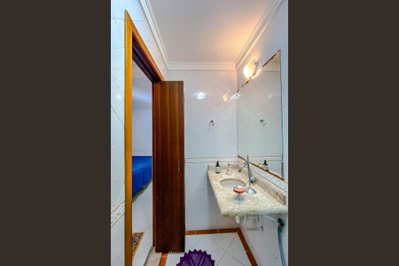 Casa à venda com 300m², 4 quartos e 2 vagasBanheiro da Suíte