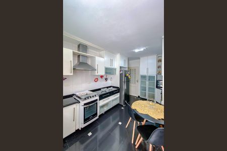 Casa à venda com 300m², 4 quartos e 2 vagasCozinha