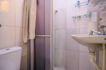 Casa à venda com 197m², 4 quartos e 2 vagasBanheiro da suíte 1