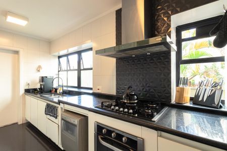 Apartamento à venda com 160m², 3 quartos e 2 vagasCozinha