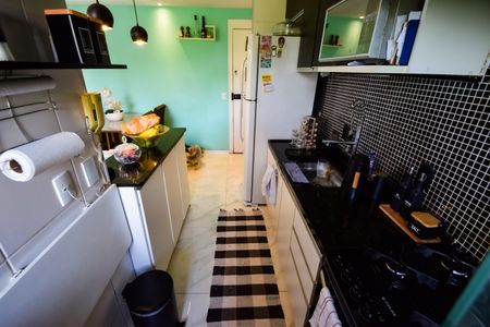 Apartamento à venda com 48m², 2 quartos e 1 vaga Apartamento à venda com 48m², 2 quartos e 1 vagaCozinha