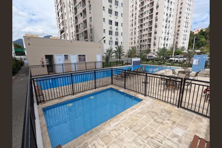 Apartamento à venda com 48m², 2 quartos e 1 vaga Apartamento à venda com 48m², 2 quartos e 1 vagaÁrea comum - Piscina