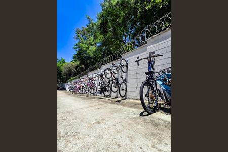 Apartamento à venda com 48m², 2 quartos e 1 vaga Apartamento à venda com 48m², 2 quartos e 1 vagaBicicletário